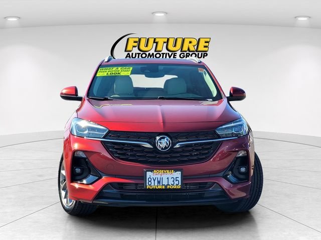Used 2022 Red Buick Essence image 2