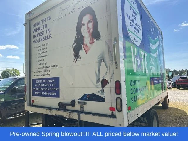 Used 2017 White Ford XL image 4