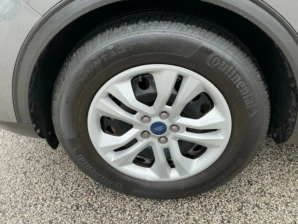 Used 2021 Gray Ford S image 18