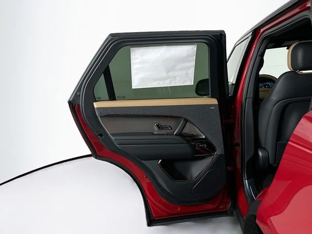 New 2026 Red Land Rover Dynamic SE image 22