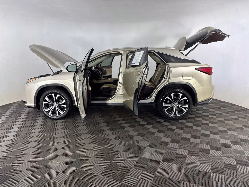 Used 2016 Beige Lexus 350 image 14