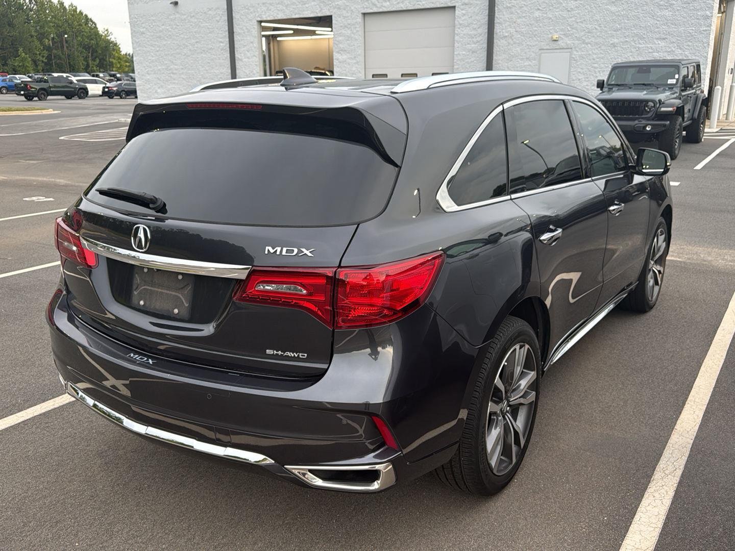 Used 2019 Gunmetal Metallic Acura w/Advance Pkg image 4