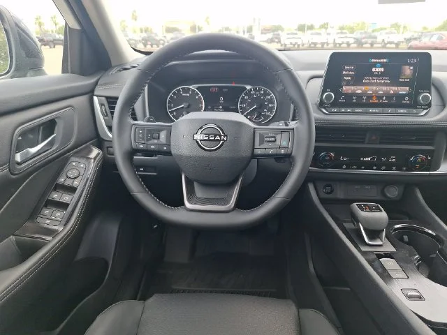 Used 2026 White Nissan Dark Armor image 13