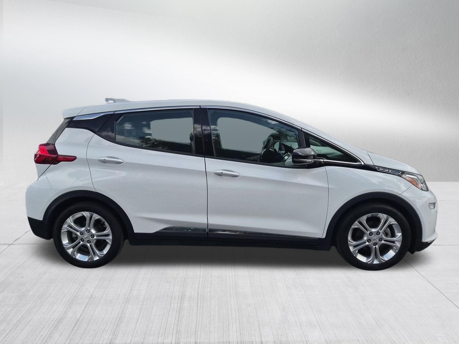 Used 2018 (Includes (TUS) Black grille.) Chevrolet LT image 6