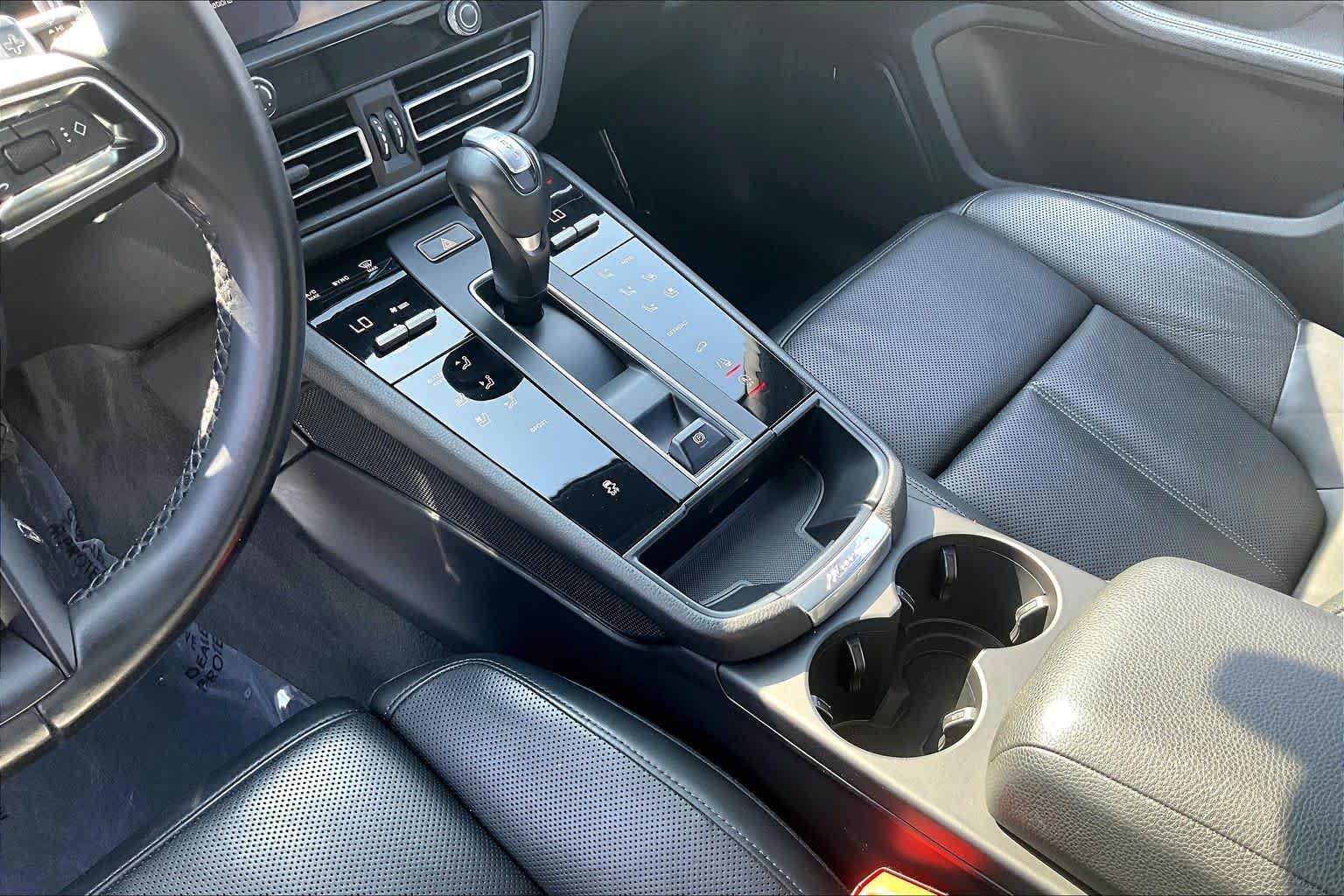 Used 2022 Black Porsche  image 16