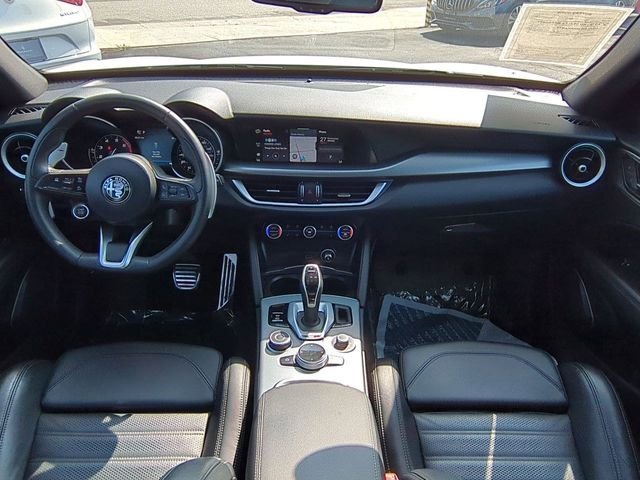 Certified Used 2023 Alfa White Alfa Romeo Veloce image 22
