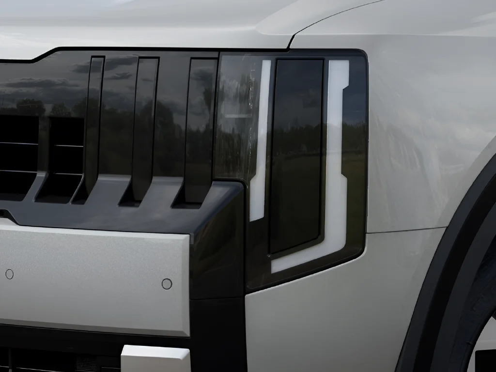 New 2027 Ivory Silver Kia EX image 11