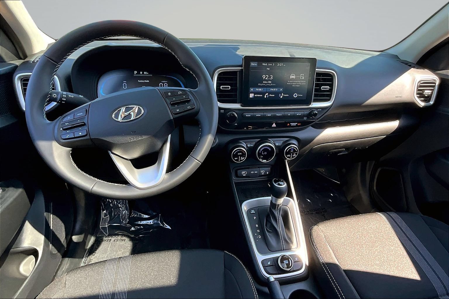 New 2026 White Hyundai SEL image 4