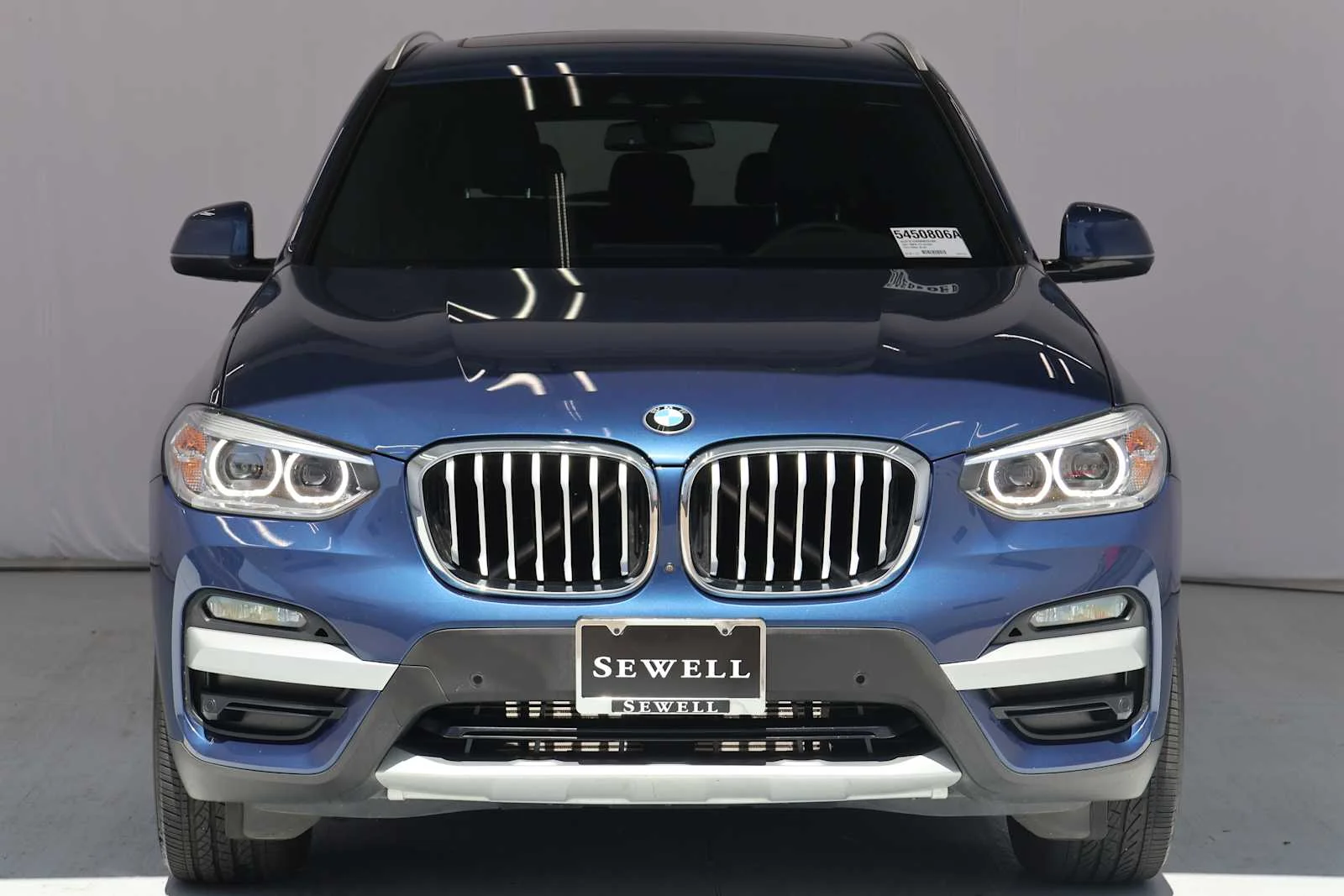 Used 2021 Phytonic Blue Metallic BMW xDrive30e image 2