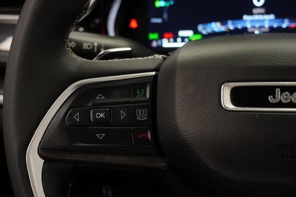 Used 2023 Black Jeep 4xe image 33