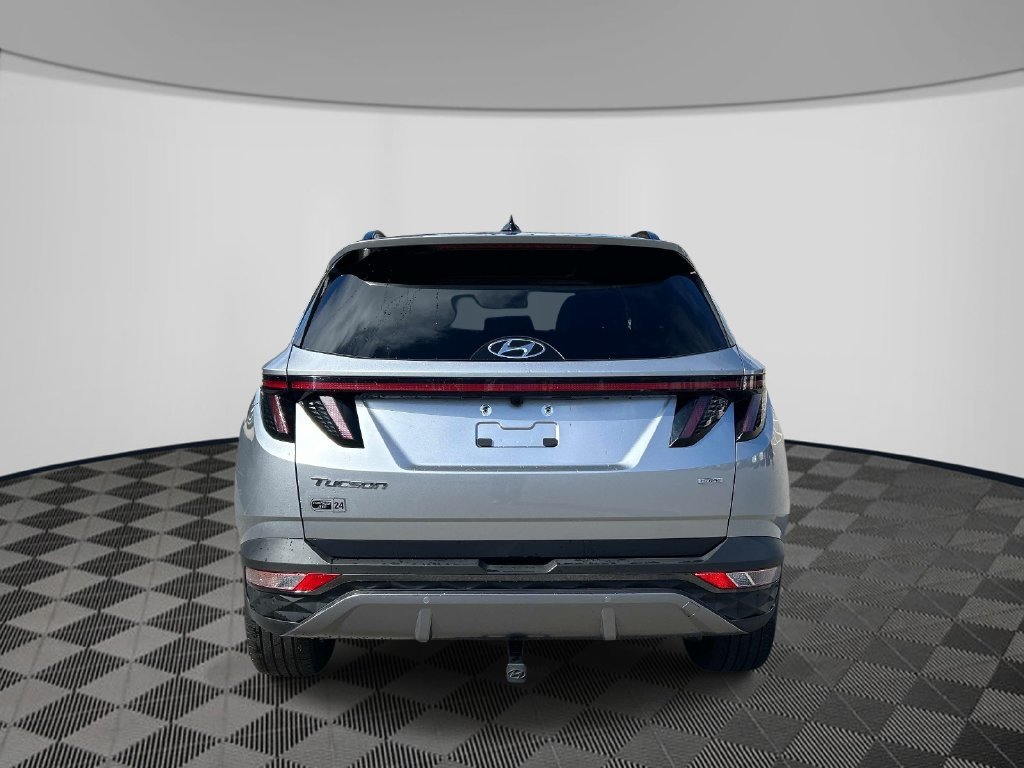 Used 2024 Silver Hyundai Limited image 4