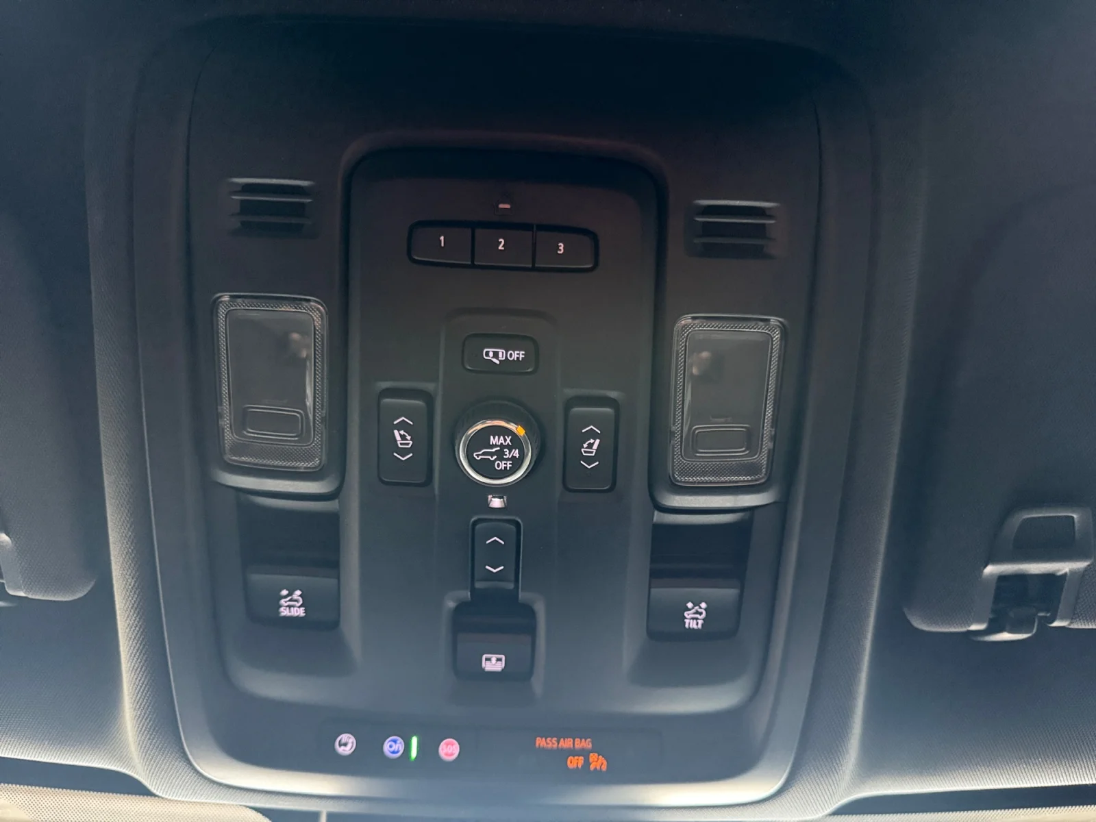 Used 2023 SILVER SAGE METALLIC Chevrolet RST image 25