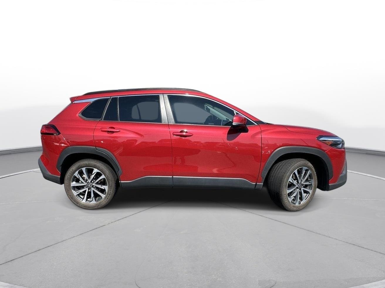 Used 2023 Barcelona Red Metallic Toyota XLE image 5