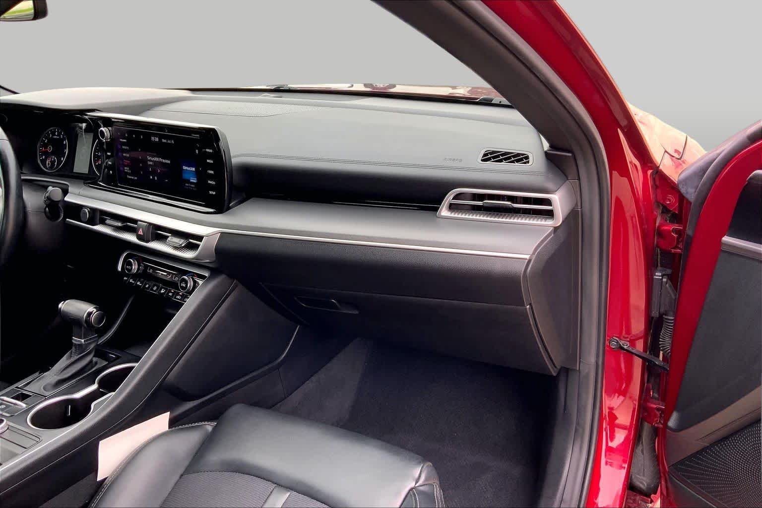 Used 2023 Passion Red Kia GT-Line image 18