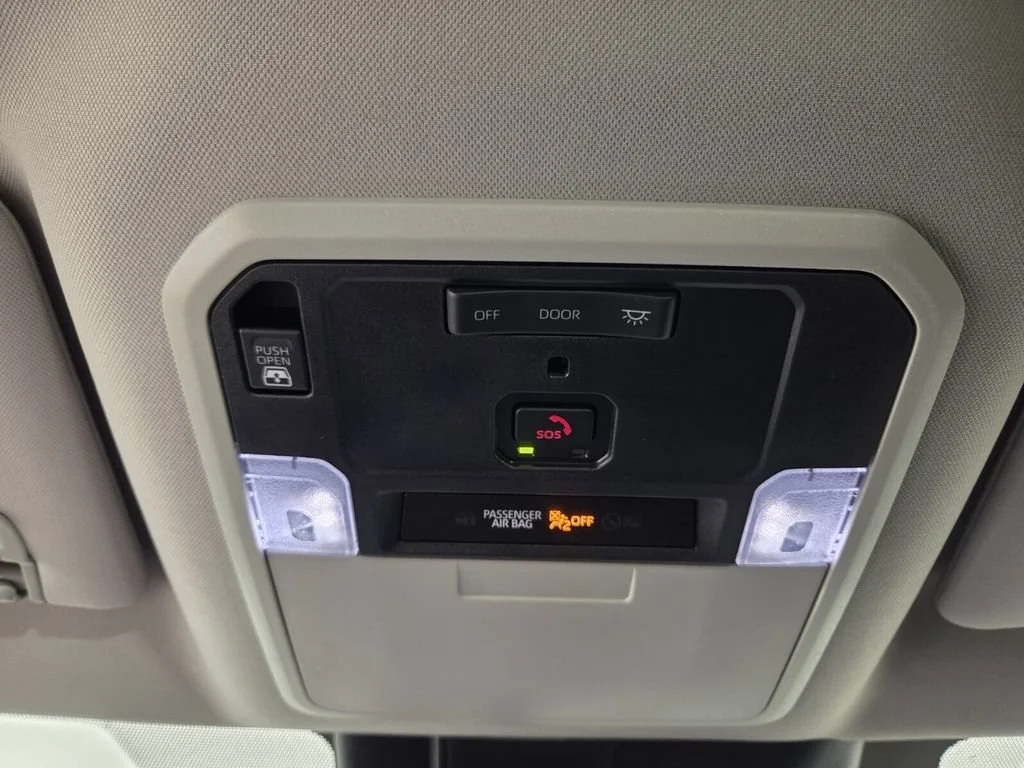 Used 2024 Ice Toyota SR5 image 13