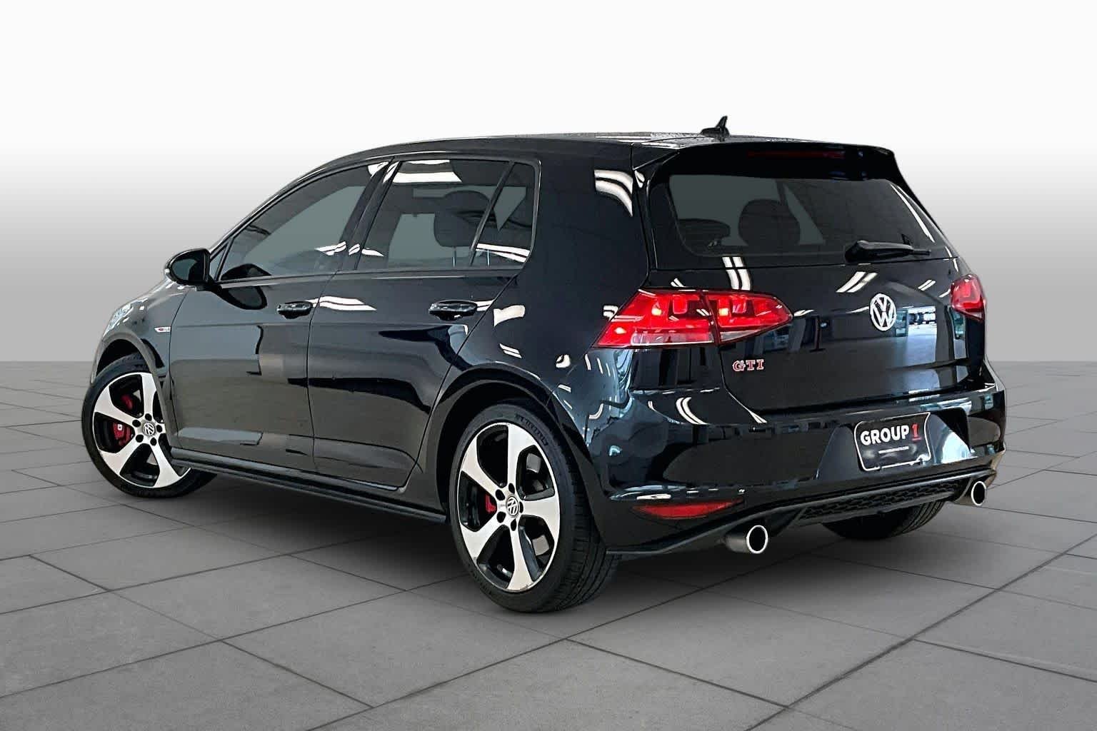 Used 2017 BLACK Volkswagen Autobahn image 10