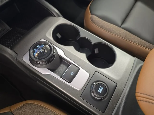 New 2026 Oxford White Ford Outer Banks® image 28