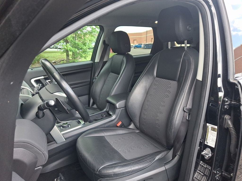 Used 2018 Narvik Black Land Rover SE image 13