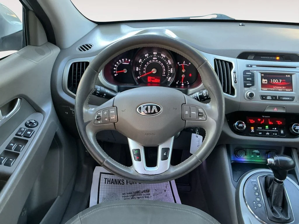 Used 2013 Silver Kia EX image 12