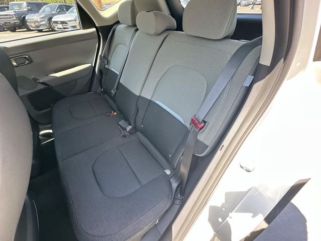 New 2027 Snow White Pearl Kia S image 24