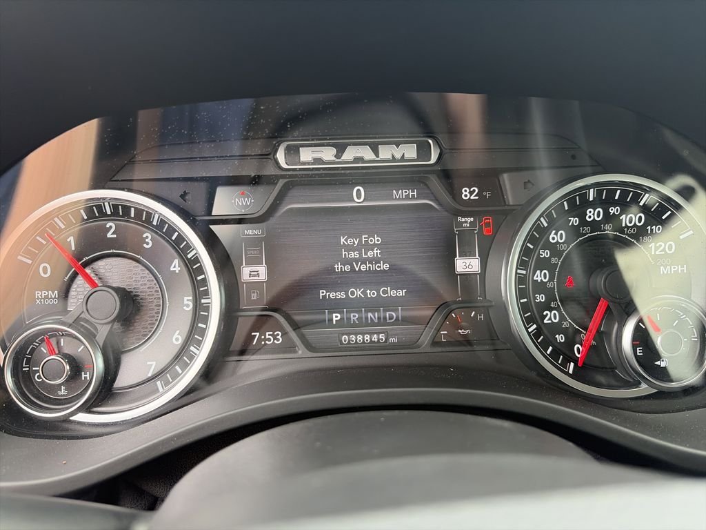 Used 2022 Silver Ram Laramie image 37