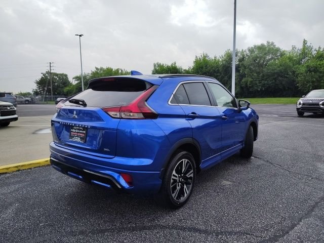 New 2026 Blue Mitsubishi SEL image 7