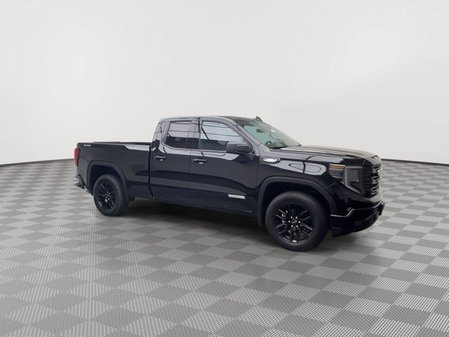 Used 2026 Onyx Black GMC Elevation image 43