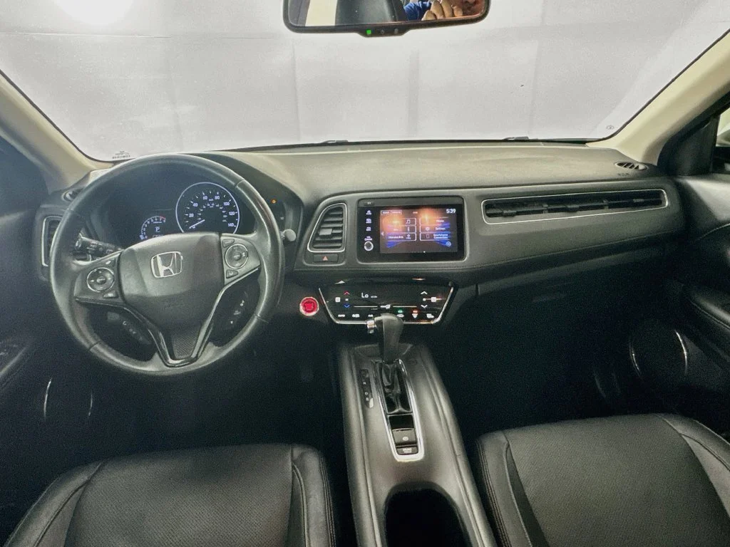Certified Used 2019 Platinum White Pearl Honda EX-L image 28