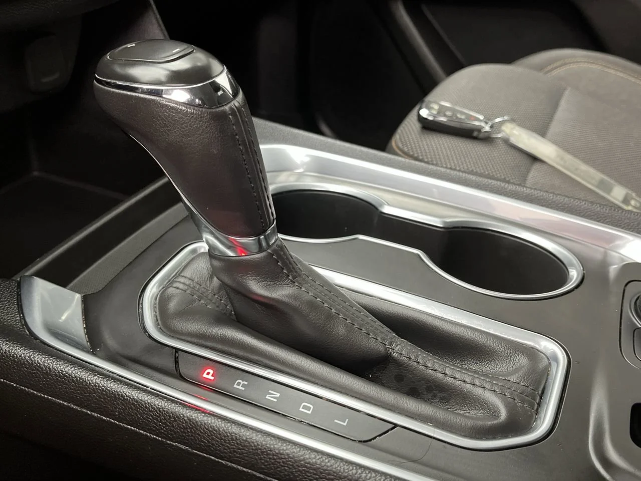Used 2019 SUMMIT WHITE Chevrolet LT Cloth image 26