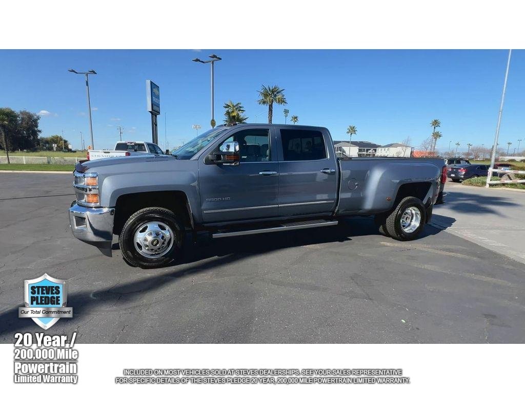 2016 Chevrolet Silverado 3500 HD LTZ photo 3