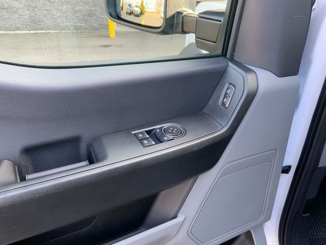 2024 Ford F-450 Super Duty Chassis Cab XL - Photo 10