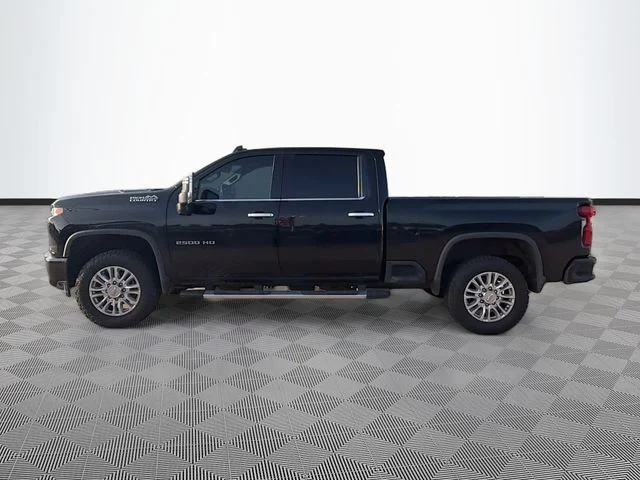 Used 2022 Black Chevrolet High Country image 4
