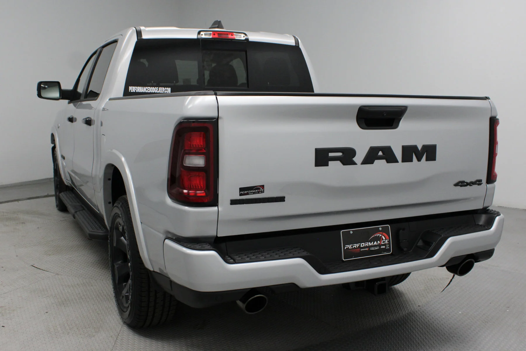New 2026 Silver Zynith Exterior Paint RAM Big Horn 4x4 Crew Cab 5