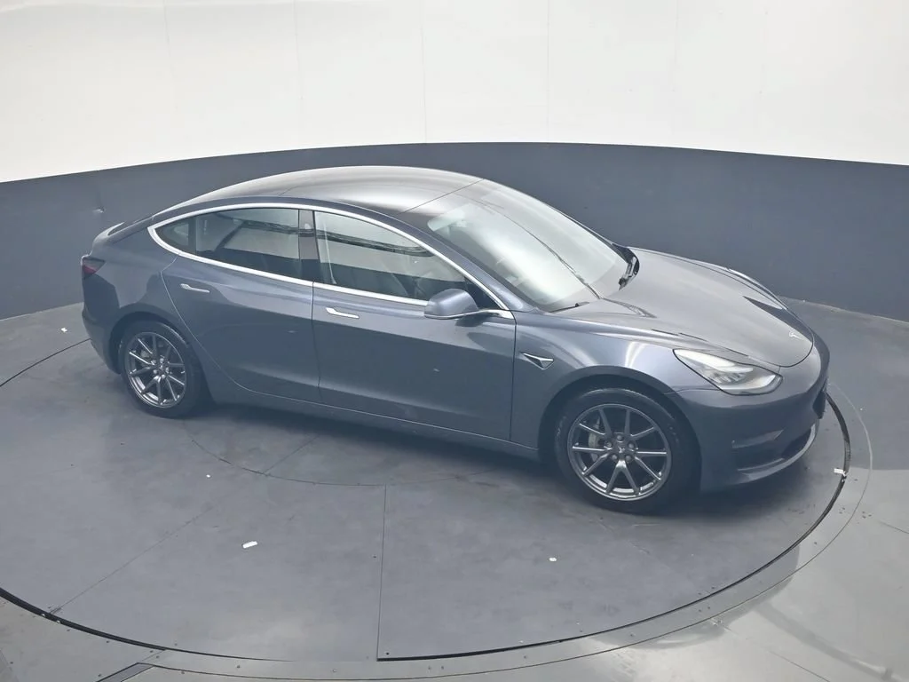 Used 2020 Midnight Silver Metallic Tesla Long Range image 22