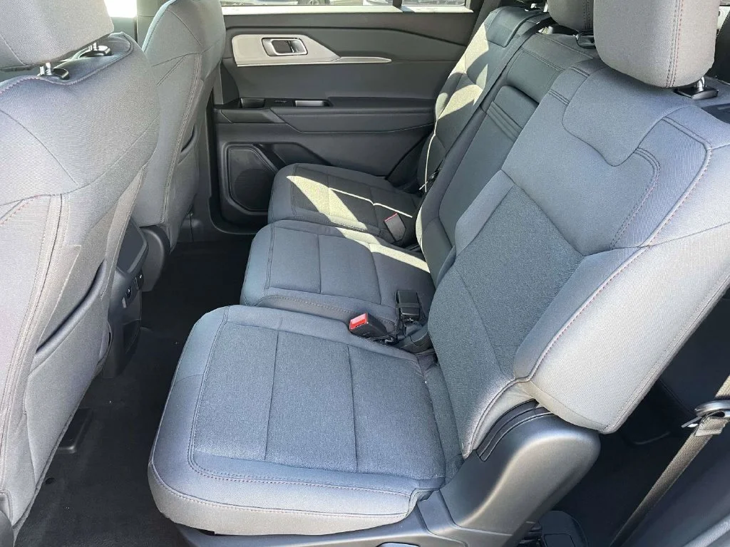 New 2027 Gray Ford Active image 12