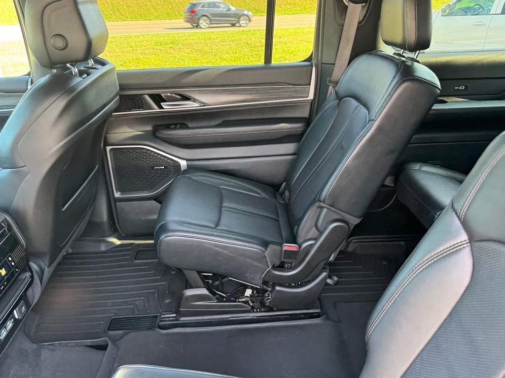 Used 2024 White Jeep Series III image 11
