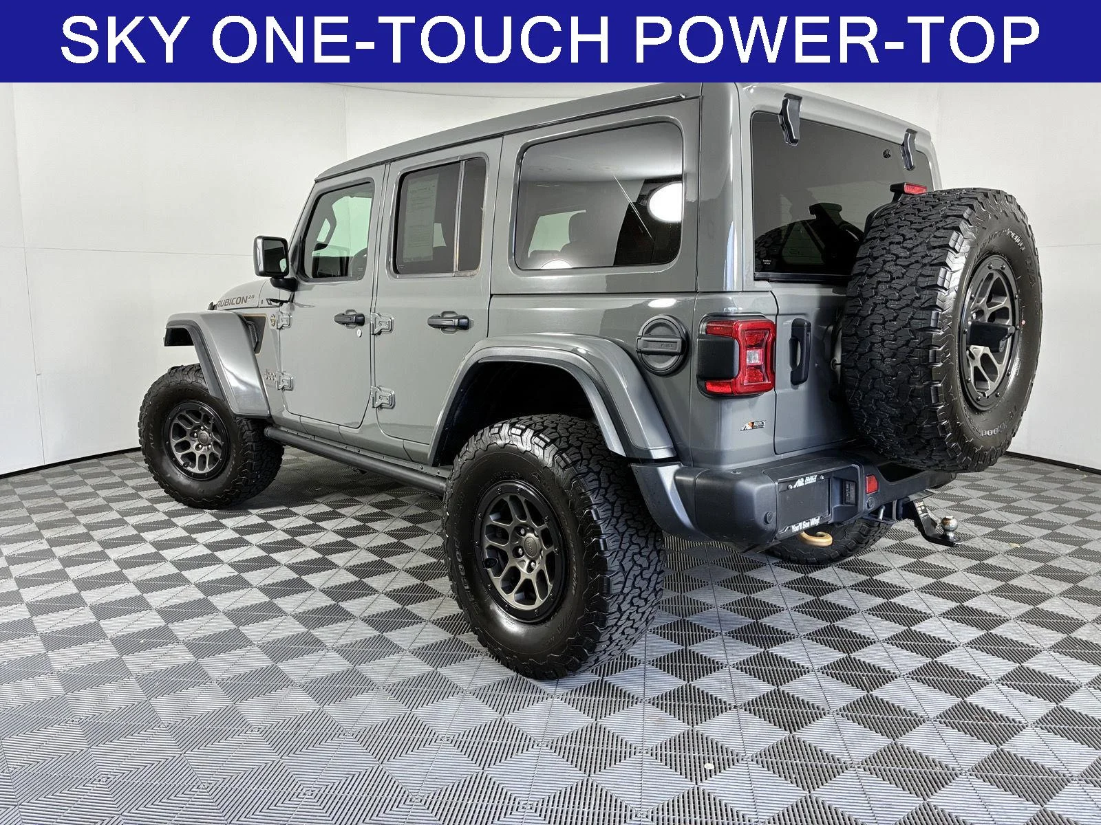 Used 2023 Sting-Gray Clearcoat Jeep Rubicon 20th Anniversary image 5