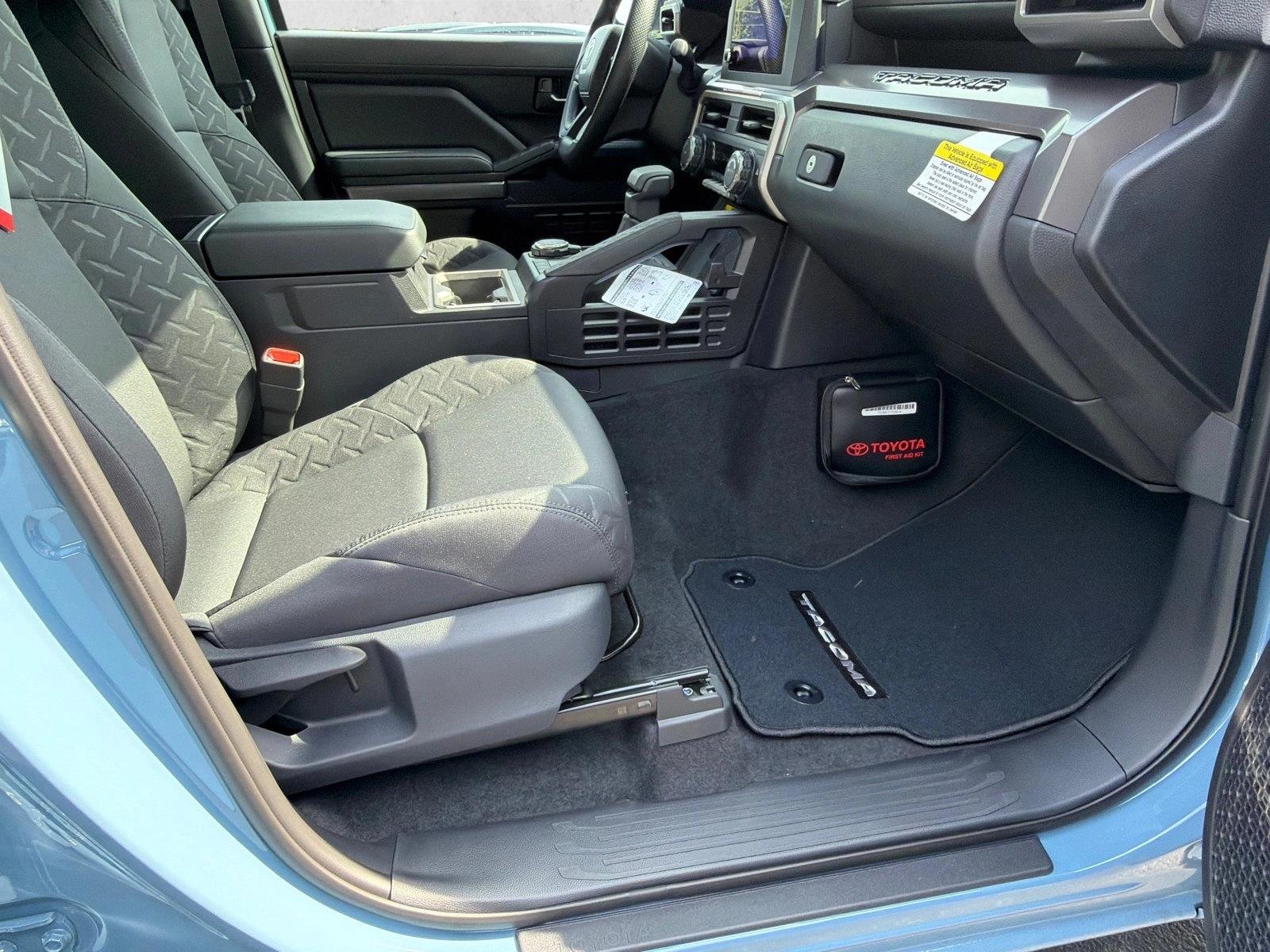New 2026 Heritage Blue Toyota SR5 image 13