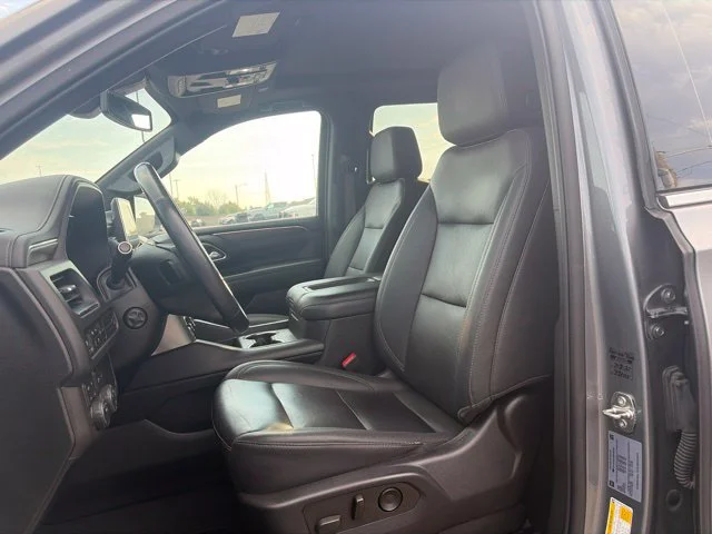 Used 2022 SATIN STEEL METALLIC Chevrolet LT image 10
