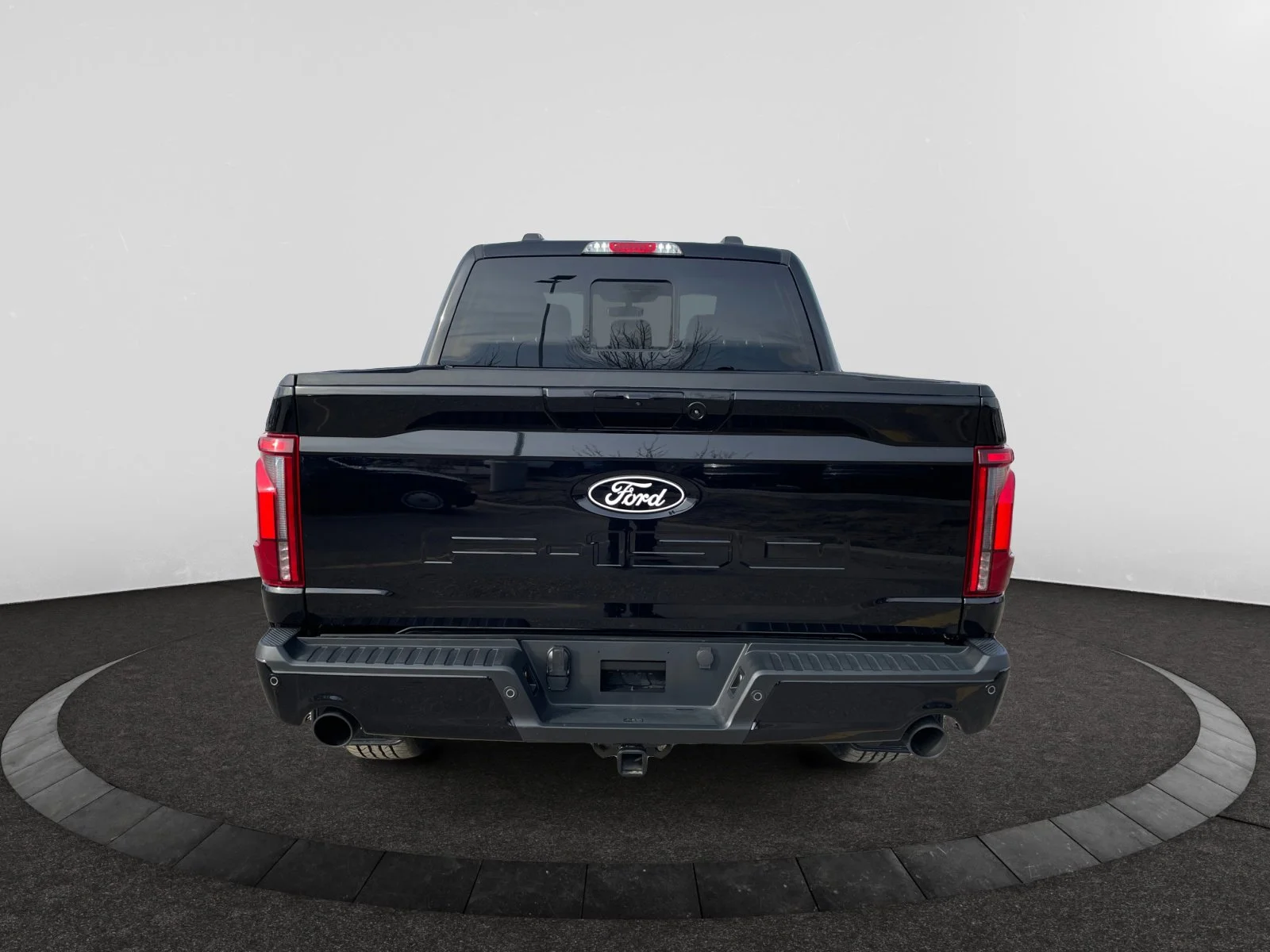 New 2026 Agate Black Metallic Ford Lariat image 4