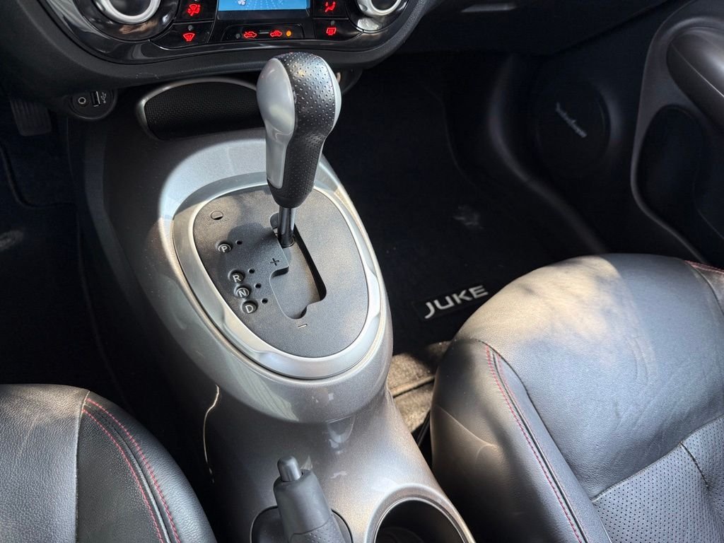 Used 2013 Cayenne Red Nissan SL image 23