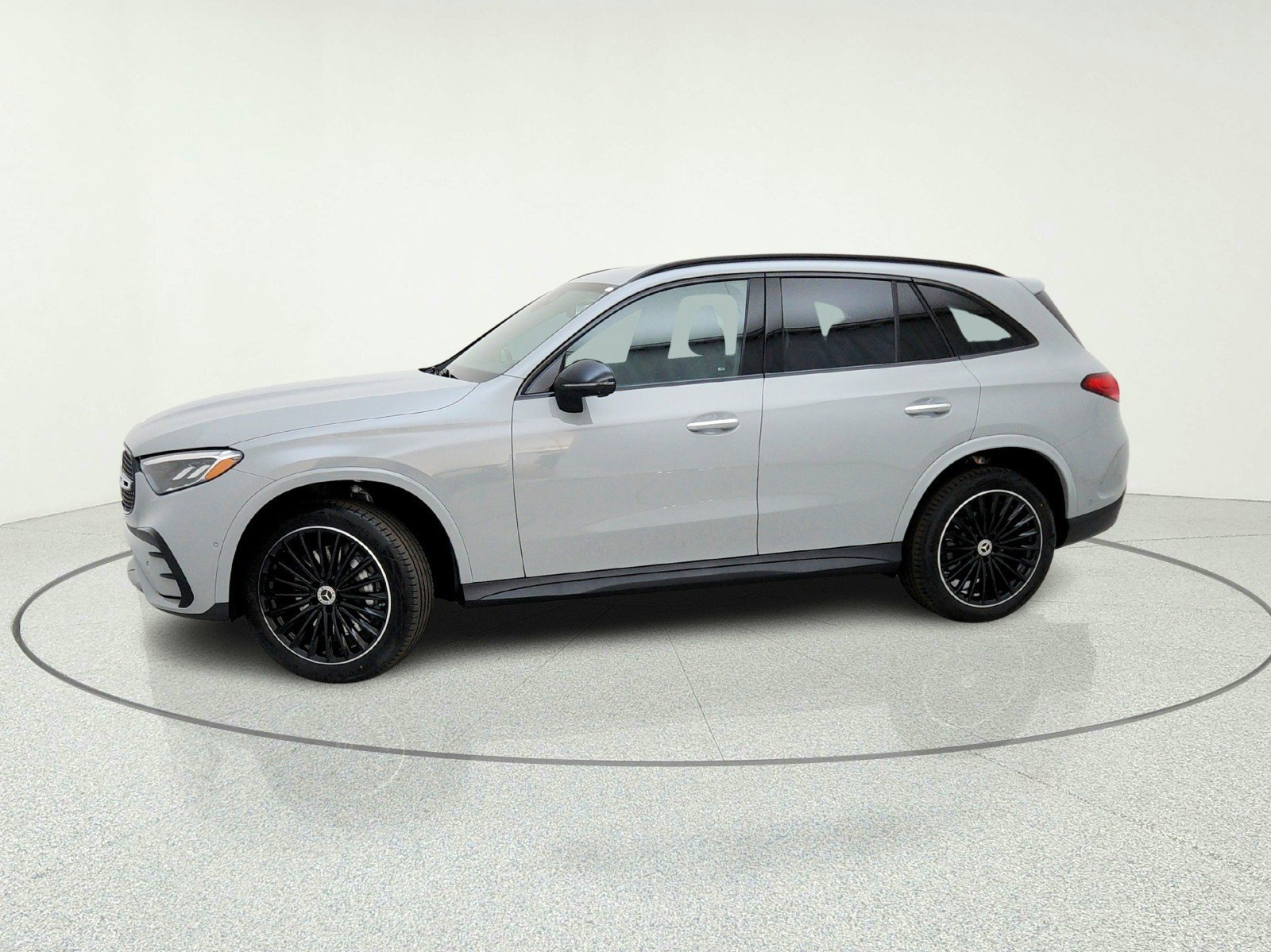 New 2026 MANUFAKTUR Alpine Grey Mercedes-Benz GLC 300 4MATIC® SUV image 36