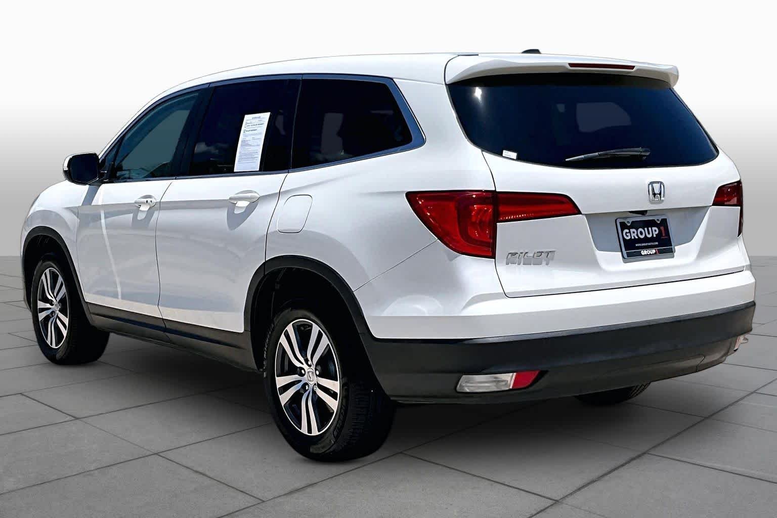 Certified Used 2016 White Diamond Pearl Honda EX image 12