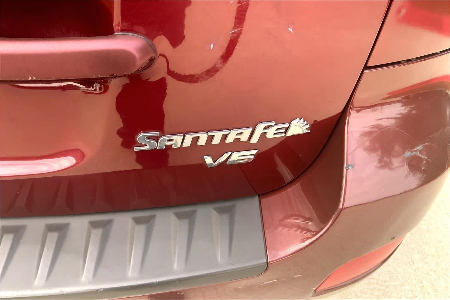 Used 2009 Dark Cherry Red Hyundai GLS image 9