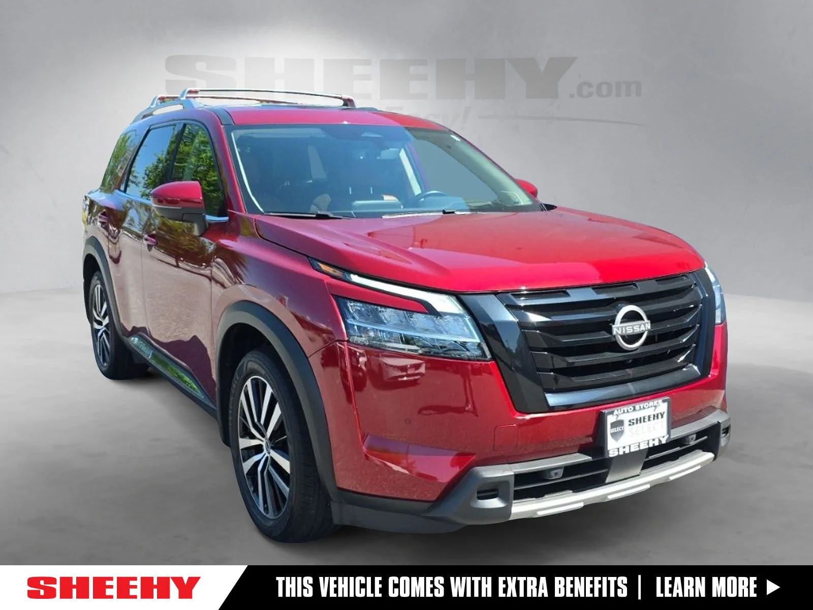Used 2023 Red Nissan Platinum image 1
