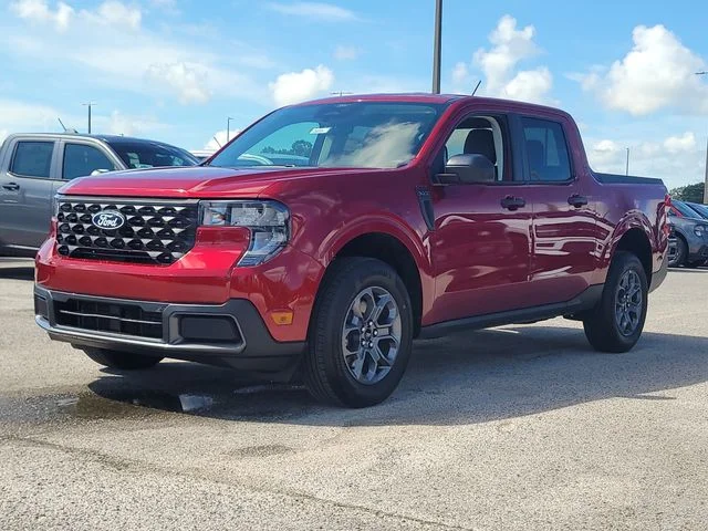 New 2026 Ruby Red Metallic Ford XLT image 31