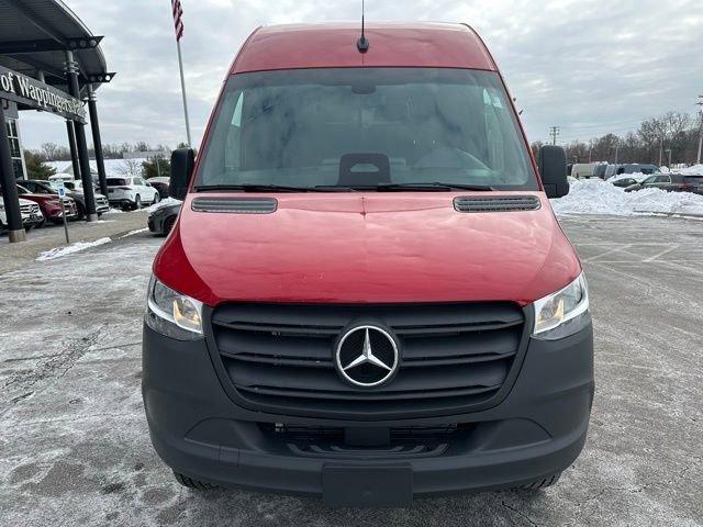 New 2026 Jupiter Red Mercedes-Benz Cargo 144 WB image 39