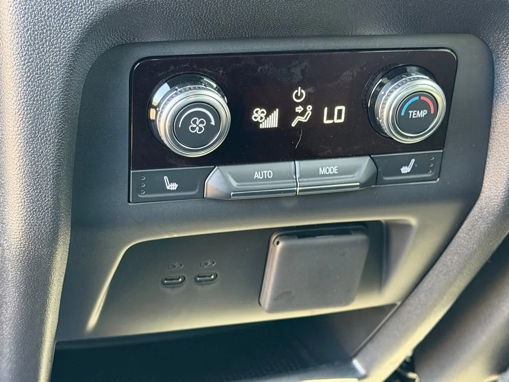 New 2026 Sterling Metallic GMC Elevation image 23