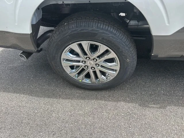 New 2026 Star White Metallic Tri-Coat Ford King Ranch® image 13