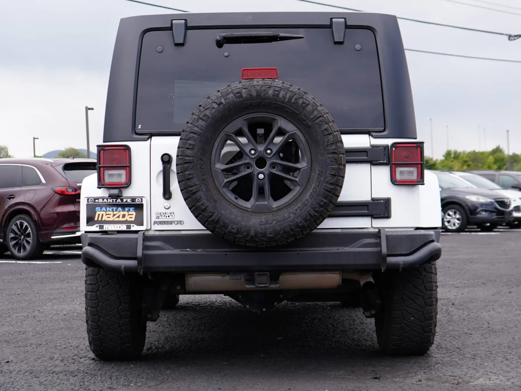 Used 2017 Bright White Clearcoat Jeep Winter image 8